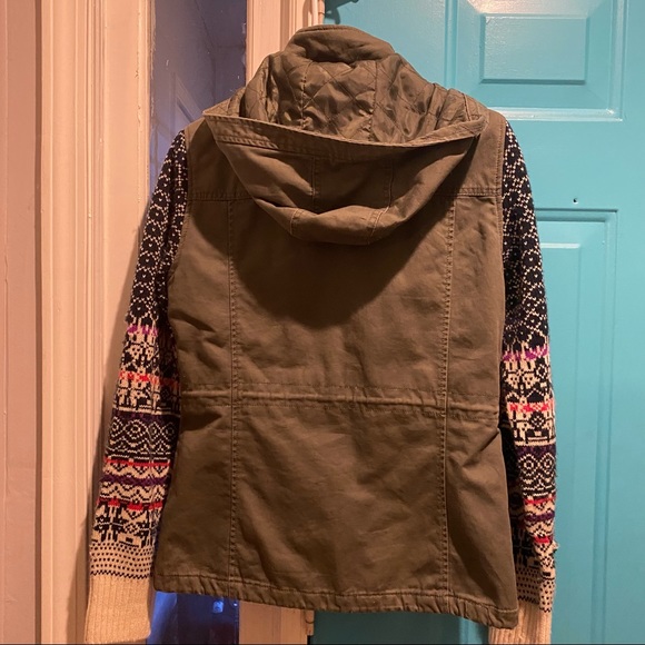 Jacket - Picture 4 of 4